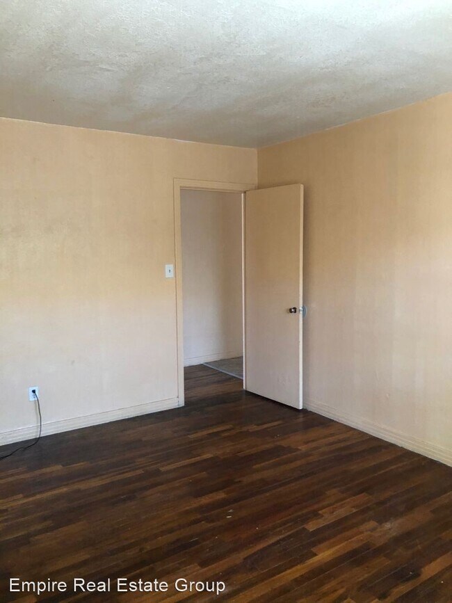 Foto del edificio - 1 br, 1 bath Apartment - 1308 W CHURCH
