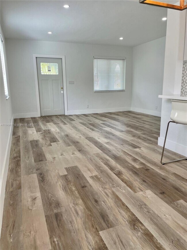 Foto del edificio - 6550 SW 37th St