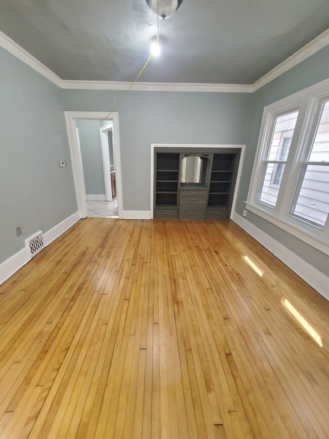Building Photo - 2212-2214 N 48th St. (Duplex)
