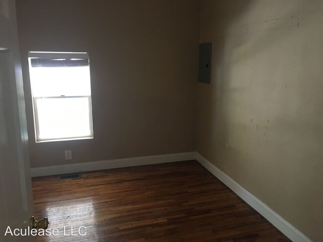 Foto del edificio - 315 N Burns Ave