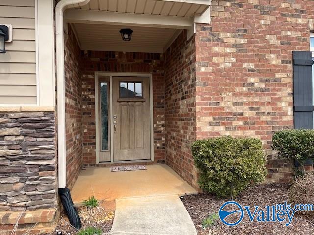 Building Photo - 410 Creekwater Cir