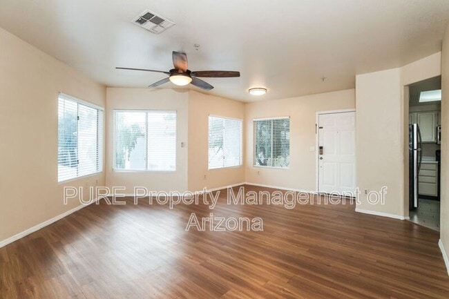 Foto del edificio - 1825 W Ray Rd