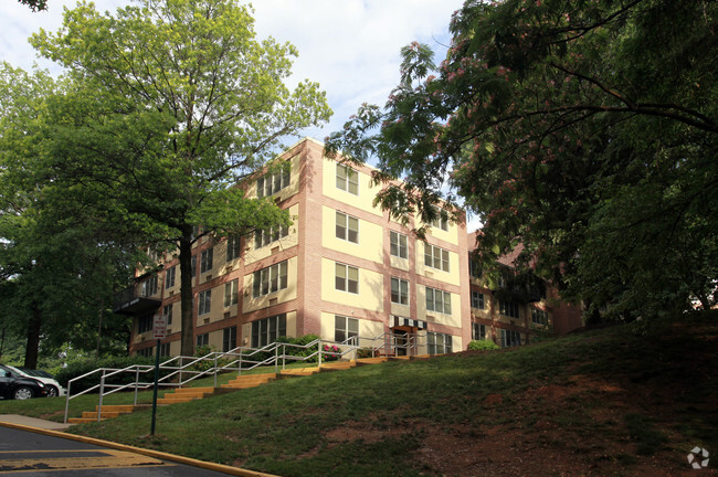 Building Photo - Vinson Hall