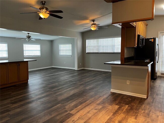 Building Photo - 2326 Coldstream Dr