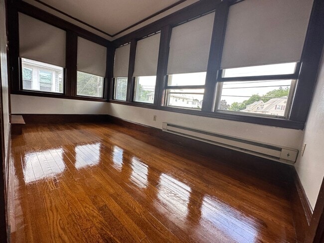 Building Photo - 233-235 Independence Ave