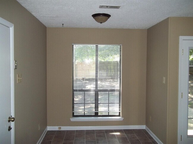Foto del edificio - Spring Lake, NC 28390
