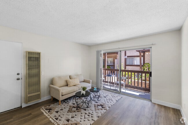Building Photo - Collins Condominiums