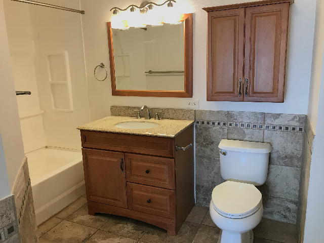Building Photo - 91-233-233 Hanapouli Cir