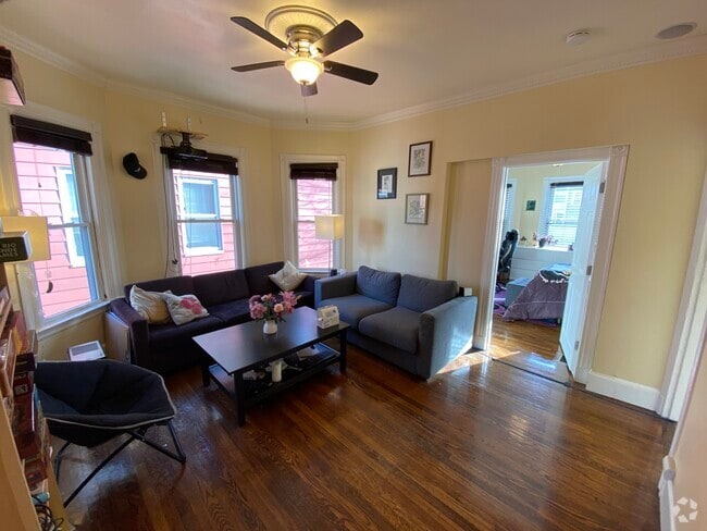 Building Photo - 379 Highland Ave