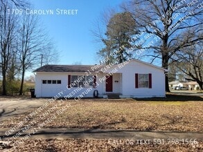 Building Photo - 1709 Carolyn St