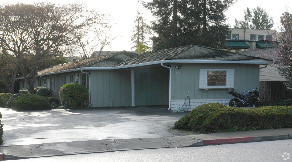 Foto del edificio - 435 Sierra Vista Ave