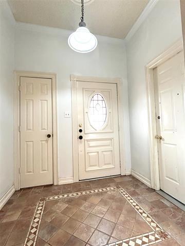 Building Photo - 1605 High Crest Ct