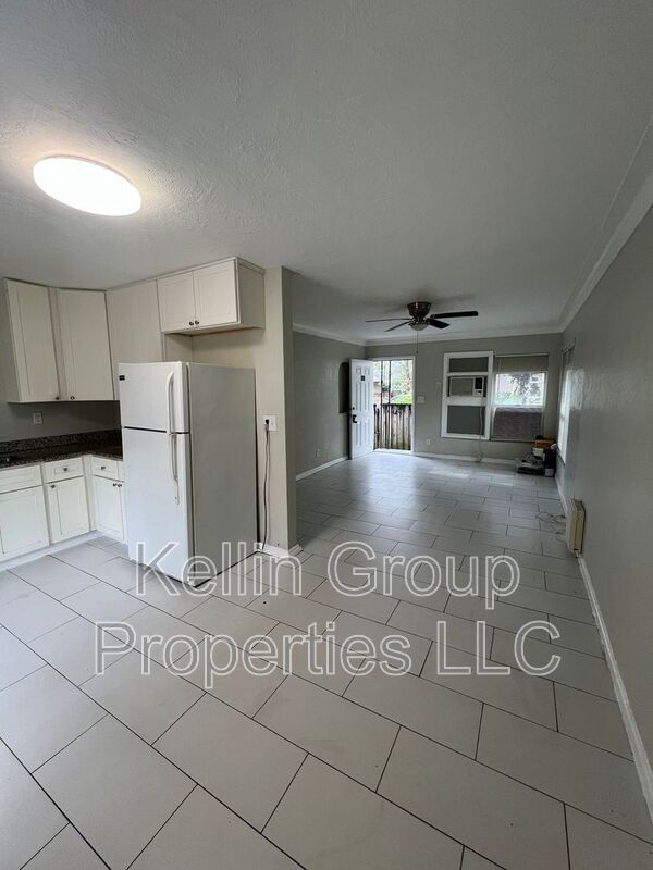 Foto del edificio - 832 20th Ave S