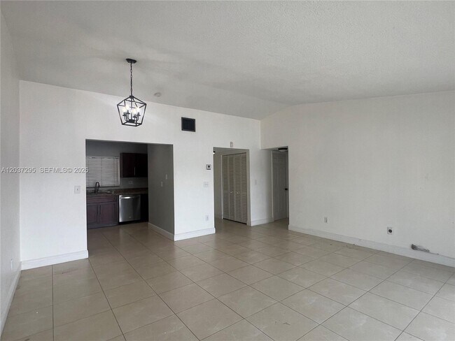 Foto del edificio - 11800 SW 123rd Ave