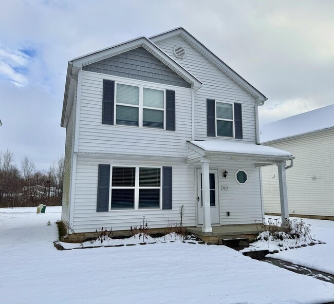 Building Photo - 7257 Reynolds Crossing Dr