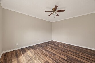 Building Photo - 12906 Gladden Dr