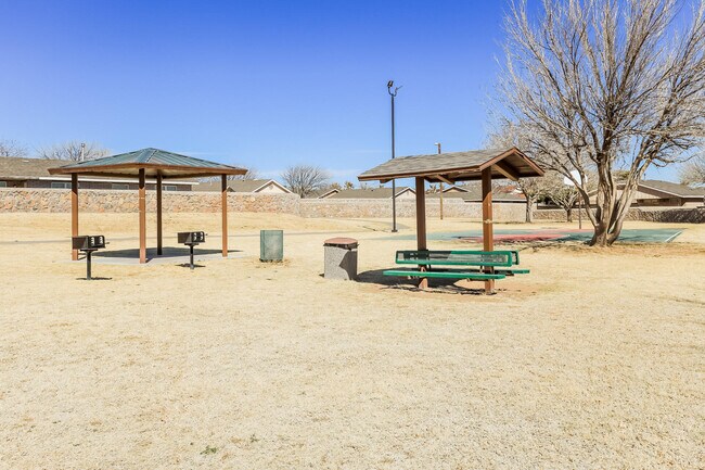 Building Photo - 4620 Loma Del Rey Cir