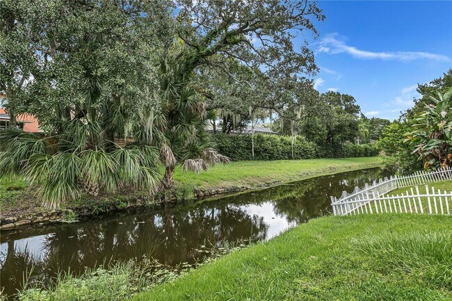 Building Photo - 1706 Azalea Ct