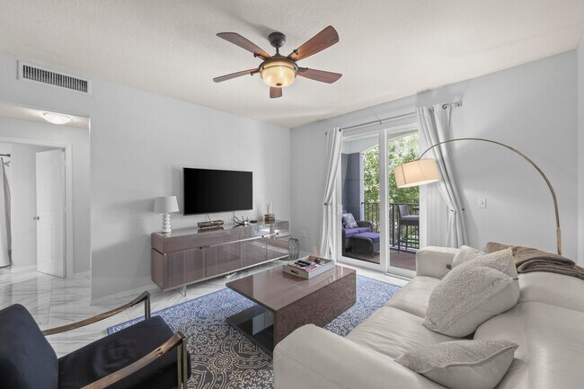 Foto del edificio - 250 NE 3rd Ave