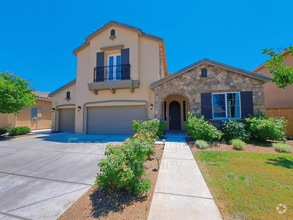 Building Photo - 4266 Sierra Madre Ave