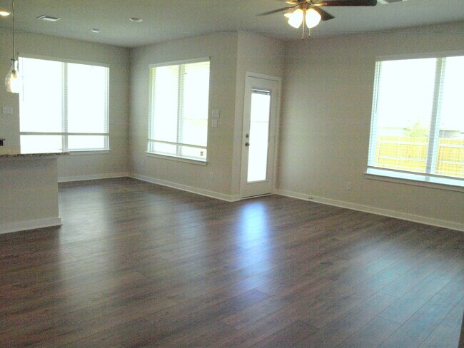 Foto del edificio - 4078 Estes Ct