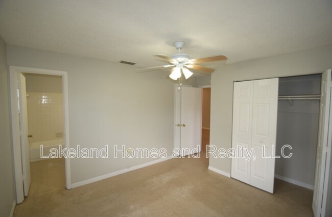 Foto del edificio - 117 Leelon Rd