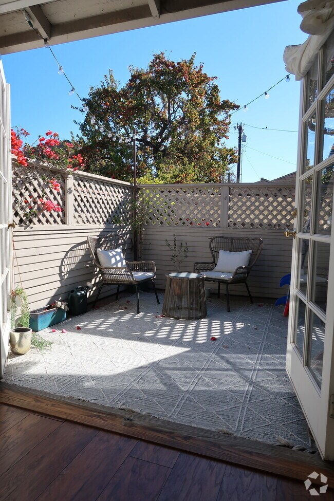 Laguna Student Apartments for Rent Santa Barbara, CA 2 Rentals