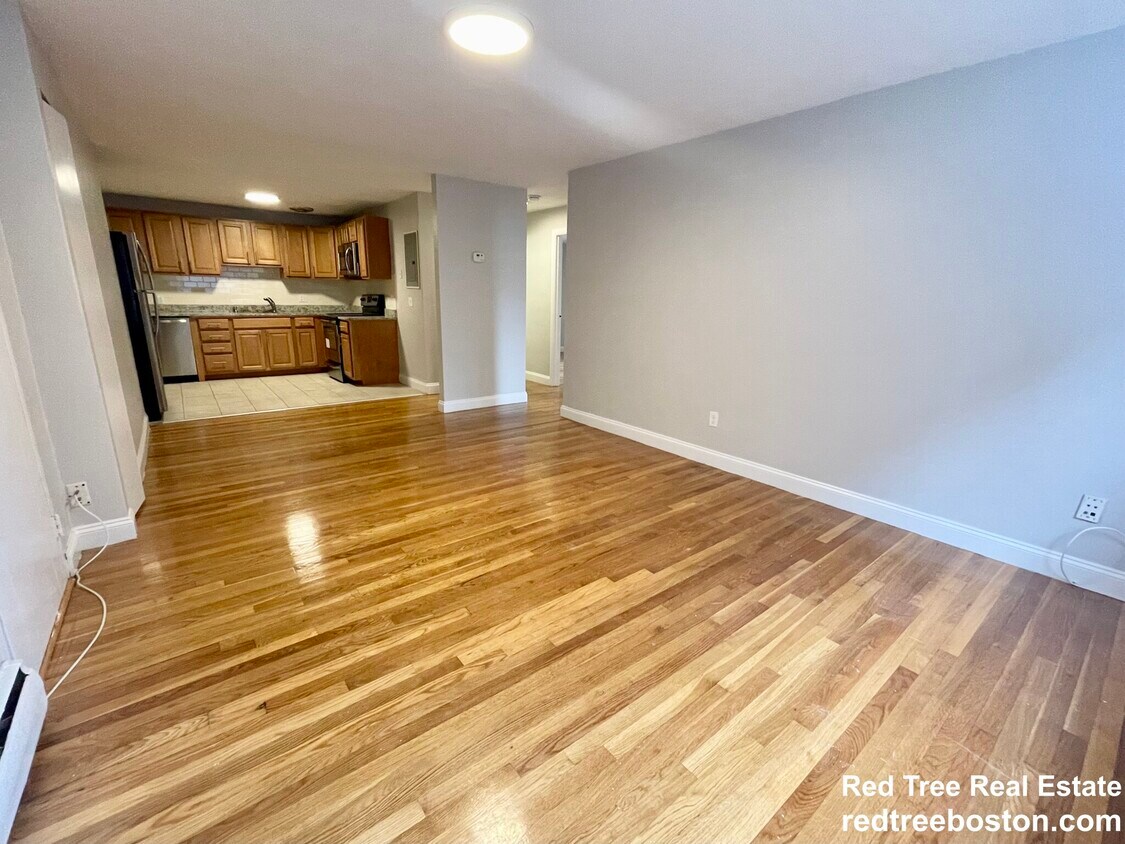 Foto principal - 240 Babcock St