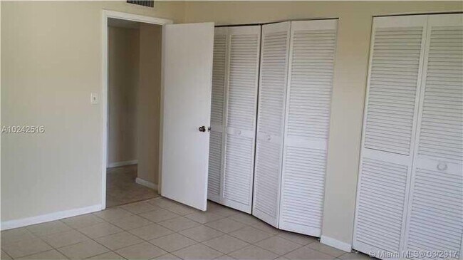 Foto del edificio - 4159 NW 90th Ave