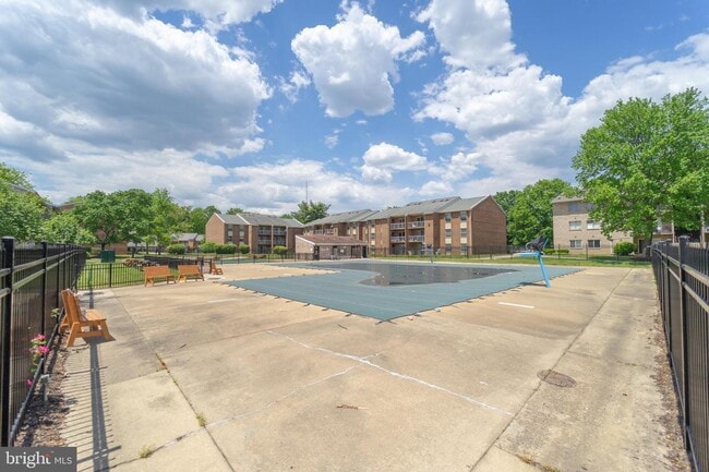 Building Photo - 7980 Audubon Ave
