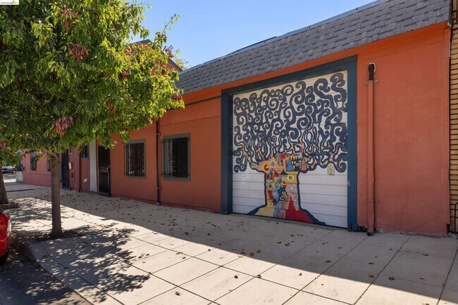 Building Photo - 3407 Harlan St
