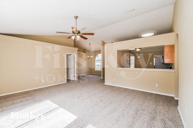 Foto del edificio - 3692 Arava Dr