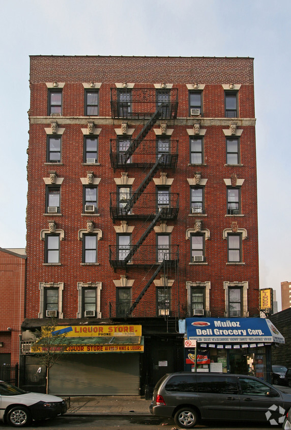 Building Photo - 102-104 E 103rd St