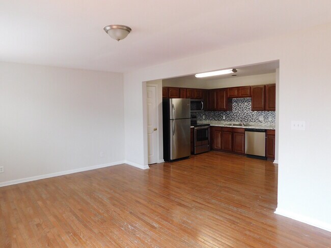 Building Photo - 7324 Wytheville Cir