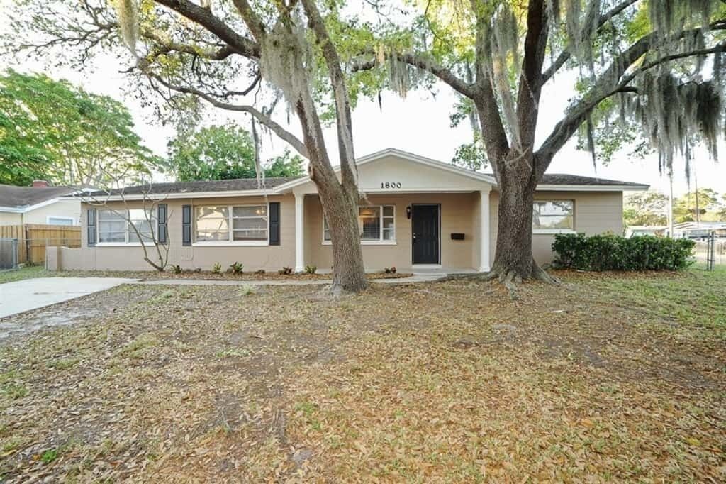 Foto principal - 1800 Montana Ave NE