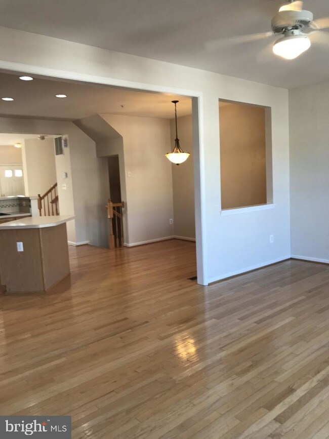 Foto del edificio - 1734 Emory St