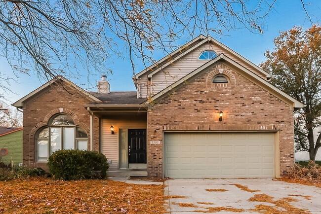 Building Photo - 7202 Nostalgia Ln