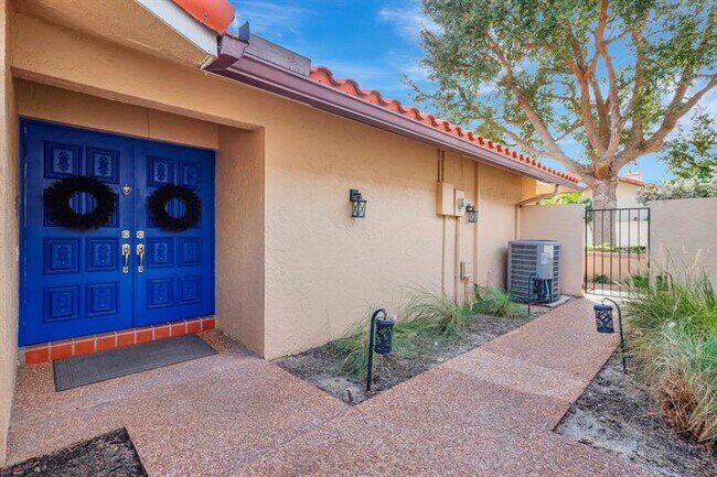 Foto del edificio - 6810 Allegre Ct