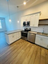 Building Photo - 935 McAlway Rd