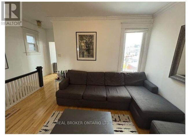 Building Photo - 124 Hallam St