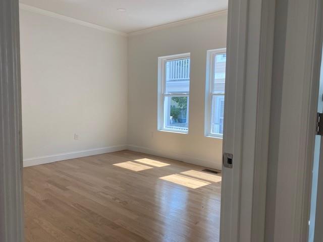 Foto del edificio - 23-25 Sargent Ave