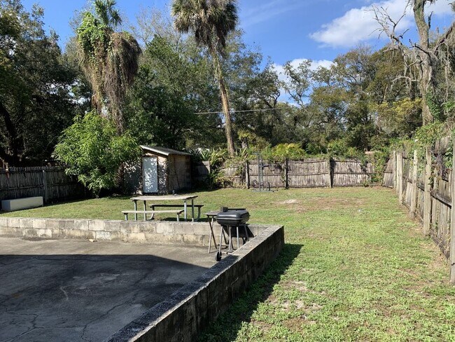 Building Photo - 3/2 home in Seminole Heights