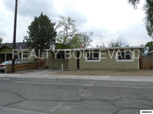 Primary Photo - 690 Southworth Dr