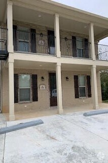 Building Photo - 198 Fairway Villas Cir