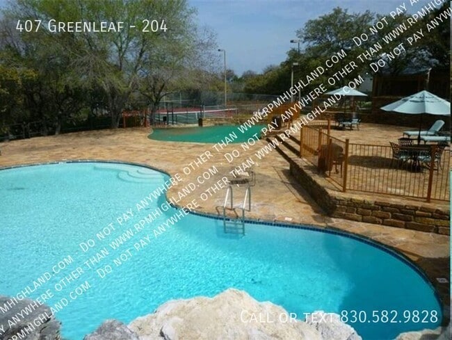 Building Photo - 407 Greenleaf-204