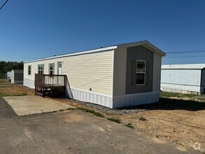 Building Photo - 585 Travis Wy