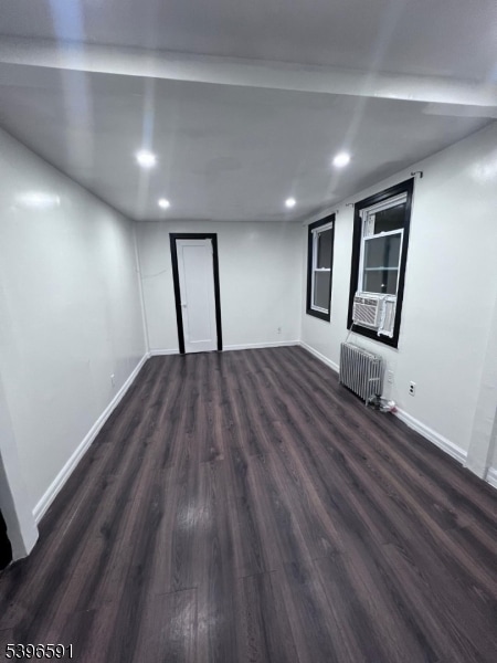 Foto del edificio - 145 Parker Ave