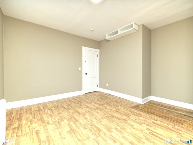 Foto del edificio - 1440 Wood Ave