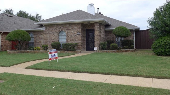 Building Photo - 2865 Stoneridge Dr