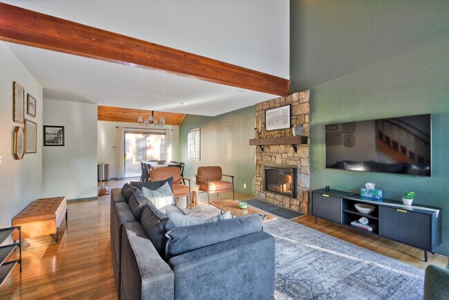 Foto del edificio - 65377 E Sandy River Ln
